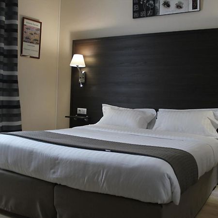 Hotel Univers Carpentras Esterno foto