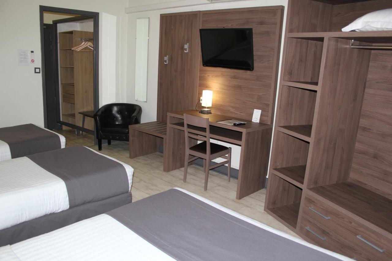 Hotel Univers Carpentras Esterno foto