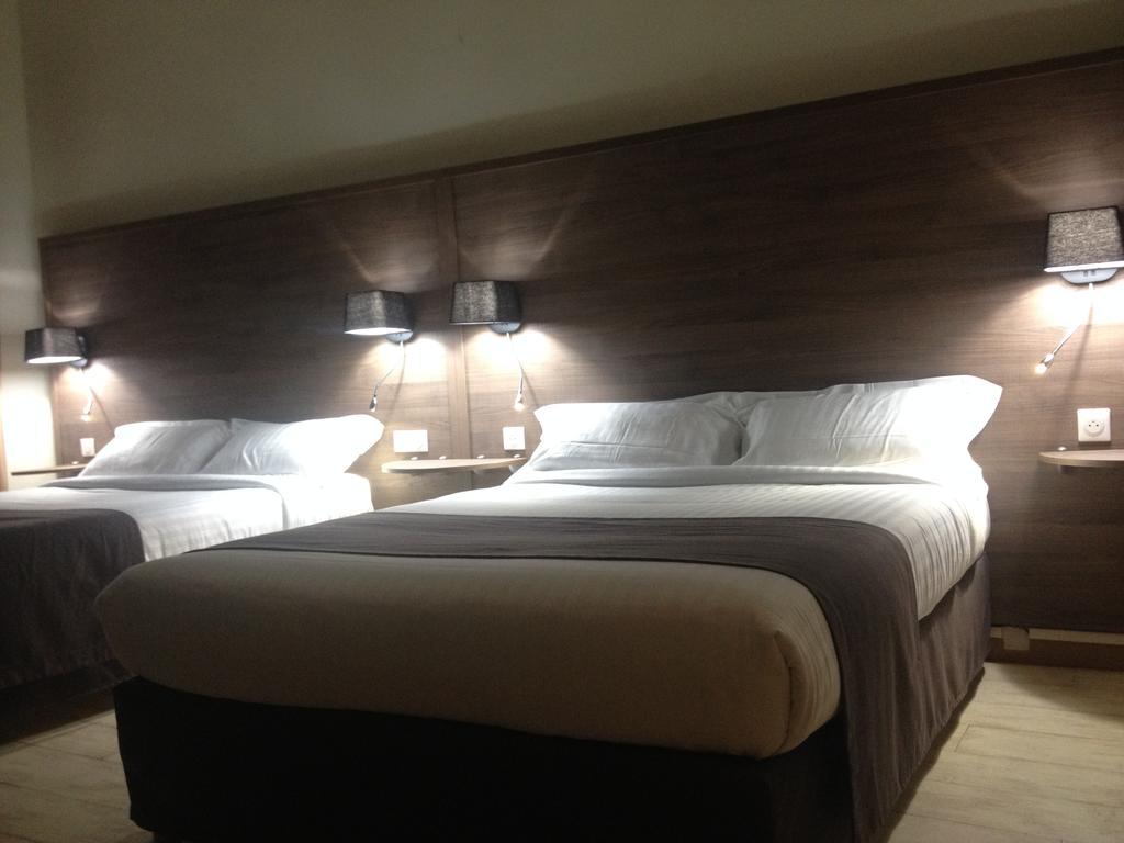 Hotel Univers Carpentras Esterno foto